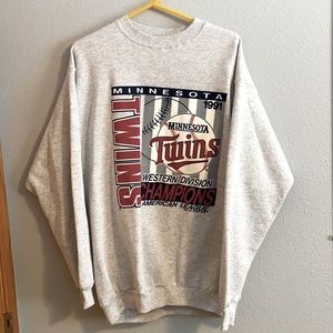 VINTAGE Minnesota Twins Sweatshirt